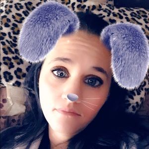 Meet your Posher, Rebecca